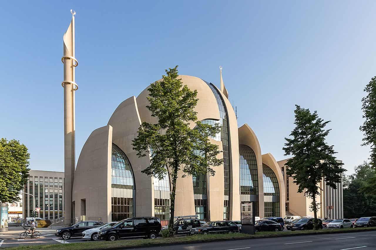 Mezquita central Ditib en Colonia - foto de Wikipedia Commons